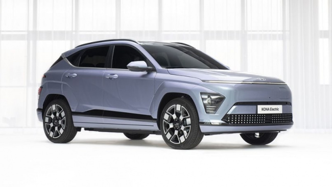 hyundai kona, hyundai ioniq, hyundai ioniq 5, kia niro, hyundai ioniq 6, hyundai ioniq 2022, kia niro 2023, hyundai ioniq 5 2023, hyundai ioniq 6 2023, hyundai kona 2023, hyundai news, kia news, hyundai suv range, kia suv range, electric cars, hybrid cars, electric, green cars, family car, family cars, industry news, showroom news, 2023 hyundai kona: what we know so far about incoming toyota corolla cross, mazda cx-30, kia niro rival