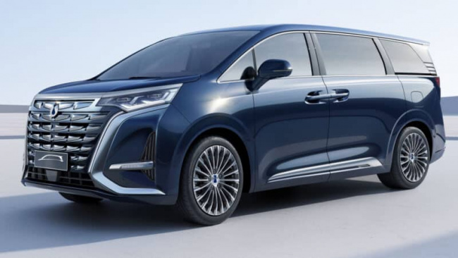 ice, phev, report, byd works on the new mpv based on the denza d9