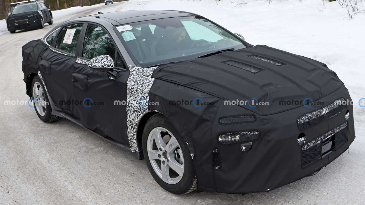 Hyundai Sonata Redesign Front View Spy Photo