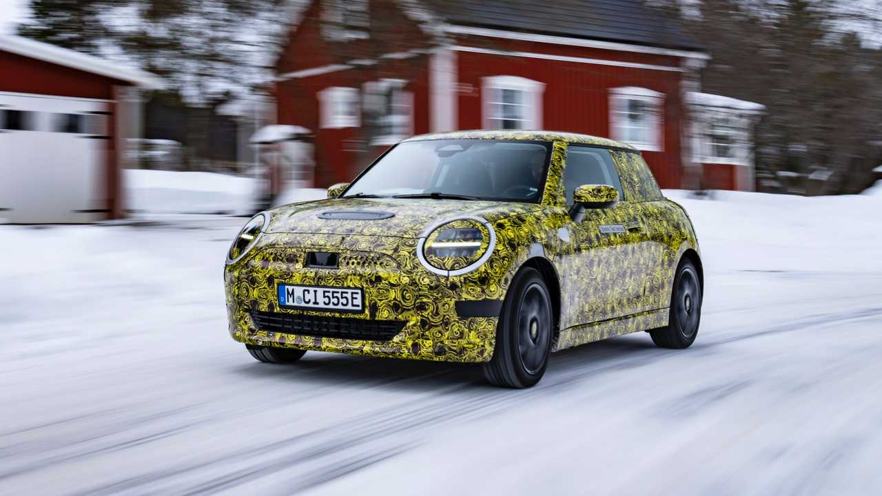 2024 mini cooper electric to have 240-mile base range, up to 215 hp