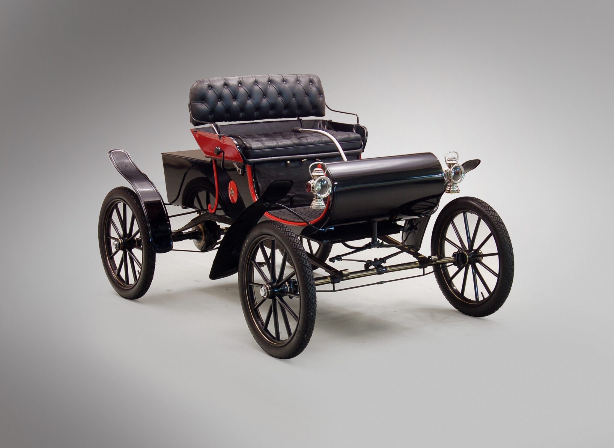 1901 Oldsmobile Model R ‘Curved Dash’ Runabout, 1901 Oldsmobile Model R 'Curved Dash' Runabout, Oldsmobile, Oldsmobile Model Curved Dash'