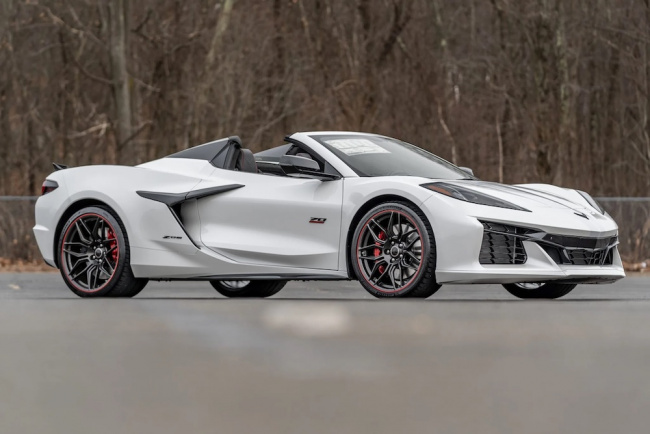 corvette, chevrolet corvette, chevrolet, could these failed 2023 corvette z06 flips be a sign the market is cooling off?