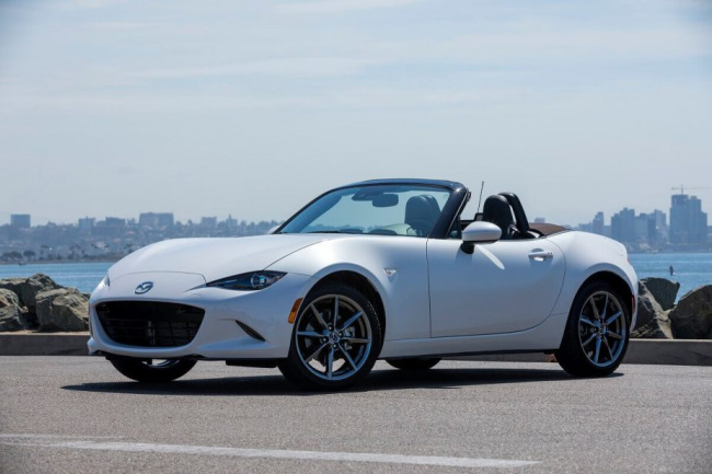 cars, mazda, toyota, 86 the mazda mx-5 for a toyota sports car this year