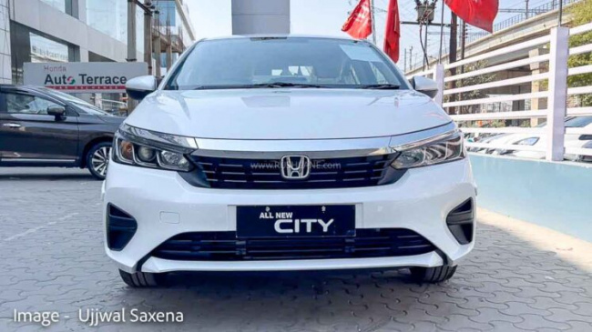 honda city base sv variant is feature loaded – first look walkaround
