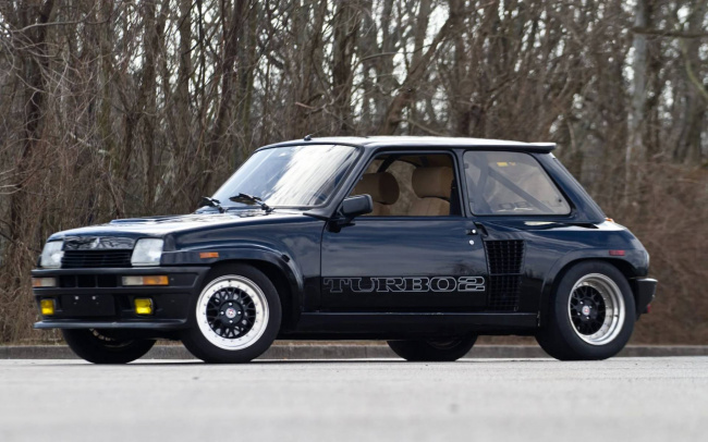 renault 5 turbo 2 sells for 160,000 usd on bring a trailer