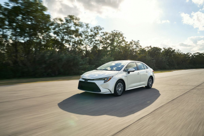 corolla, hybrid, toyota, 6 toyota corolla hybrid problems reported by real owners