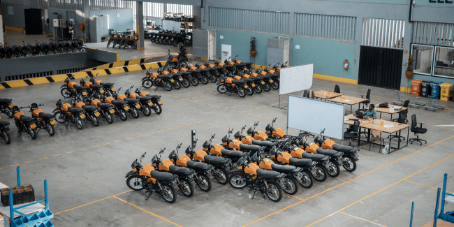 africa, electric motorcycles, kenia, nairobi, roam, video, roam opens large-scale electric motorcycle plant in kenya