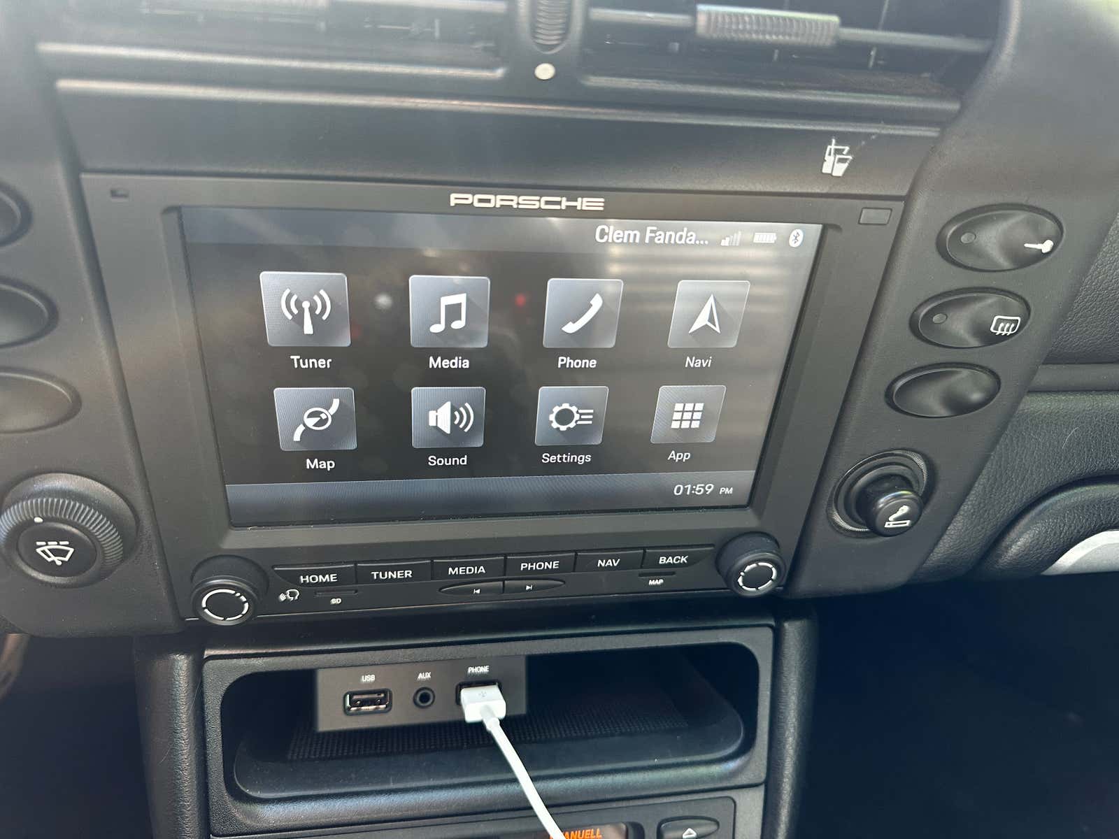 i added apple carplay to my 20-year-old porsche with factory parts