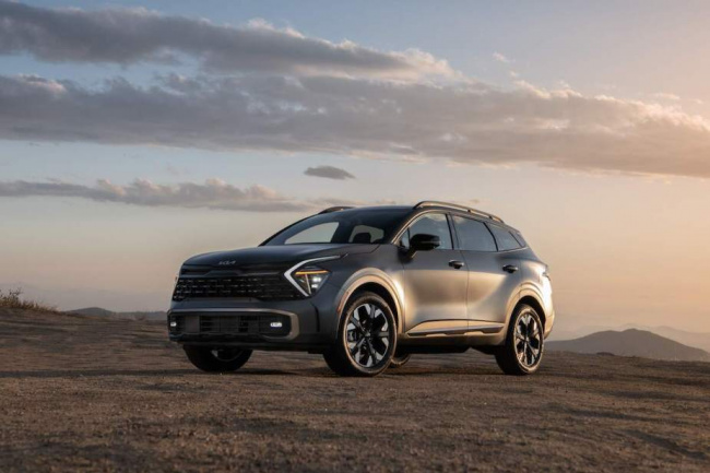 hybrid, small midsize and large suv models, sportage, what 2023 small suv has the best gas mileage?
