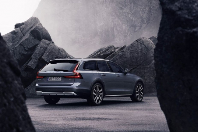 audi, outback, subaru, volvo, 5 of the safest wagons for 2023
