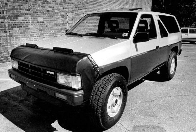 nissan, pathfinder, small midsize and large suv models, could first-generation nissan pathfinders become a classic suv?