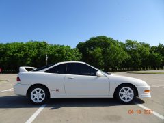 acura, auction, integra, 1997 acura integra type r sells for an unreal $151,200 at amelia island auto auctions