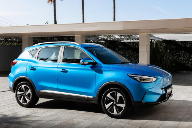 zs ev, car news, electric cars, mg zs ev long range pricing and specs announced