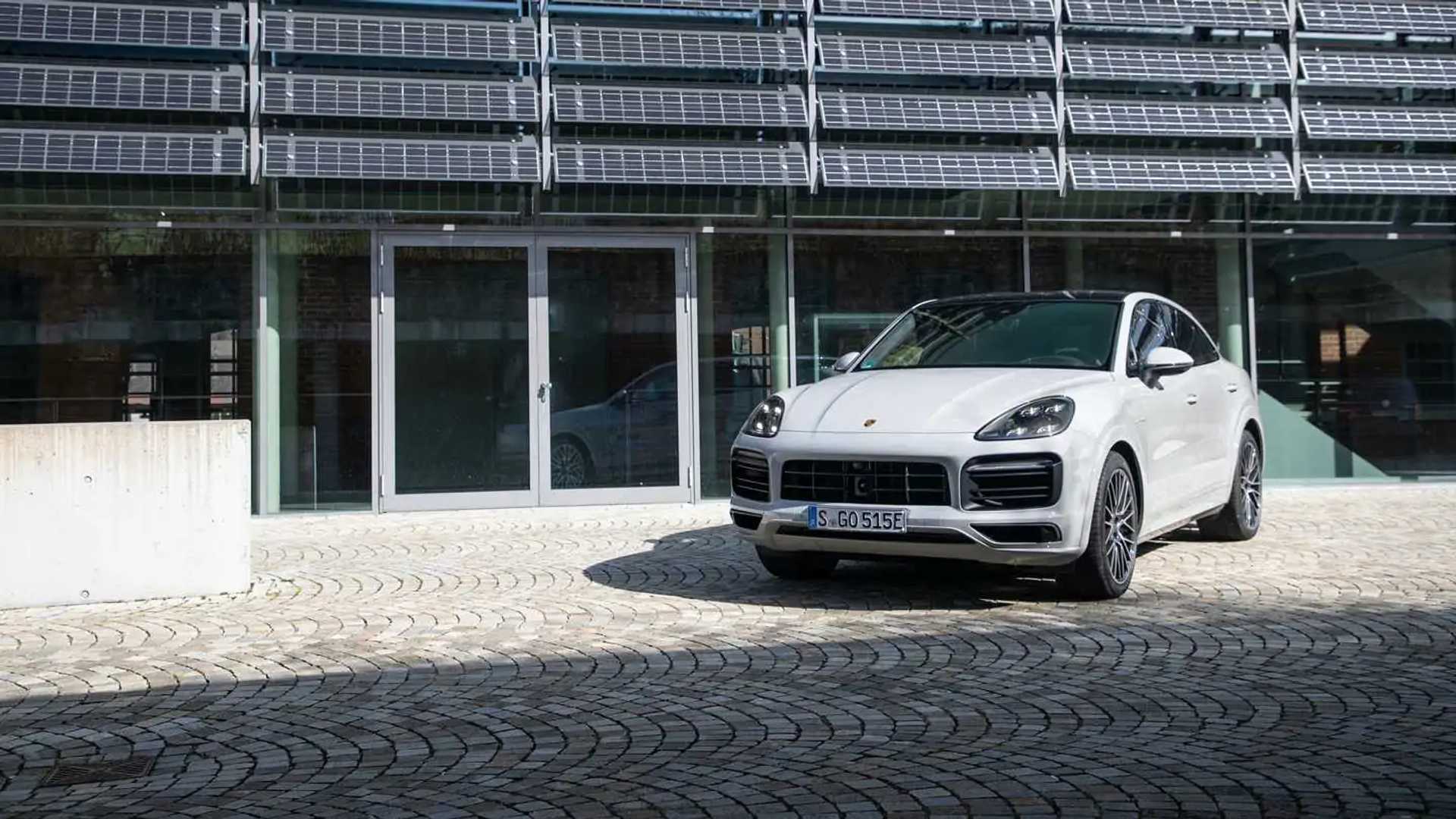porsche confirms cayenne bev, will reportedly arrive in 2026