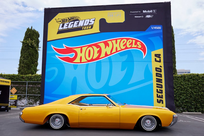 offbeat, former top gear presenter to host new hot wheels head-to-head show on nbc
