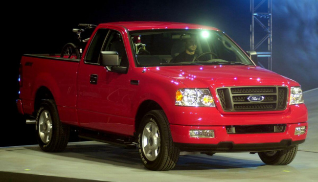 f-150, maintenance, reliability, trucks, 3 of the worst ford f-150 model years, according to carcomplaints