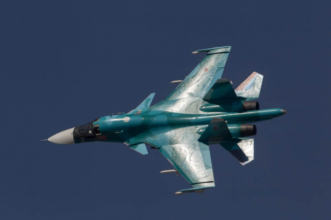 airplanes, military, why is russia’s sukhoi su-34 fullback strike fighter called the ‘hellduck’?