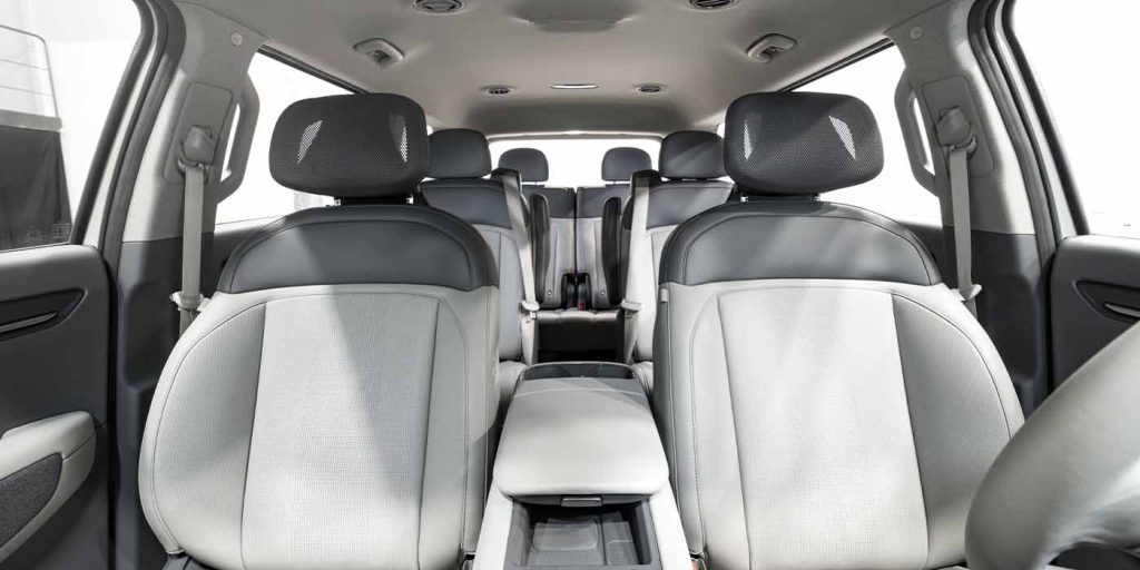 swivel seats!? kia reveals new images of ev9 suv inside and out ahead of global debut 