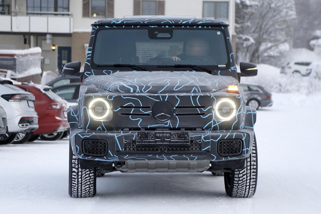 mercedes-benz, car news, 4x4 offroad cars, adventure cars, electric cars, 2024 mercedes-benz eqg seen in the wild