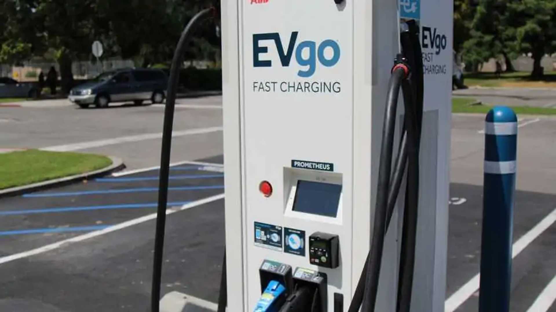 us starts $2.5b funding program to develop ev charging infrastructure