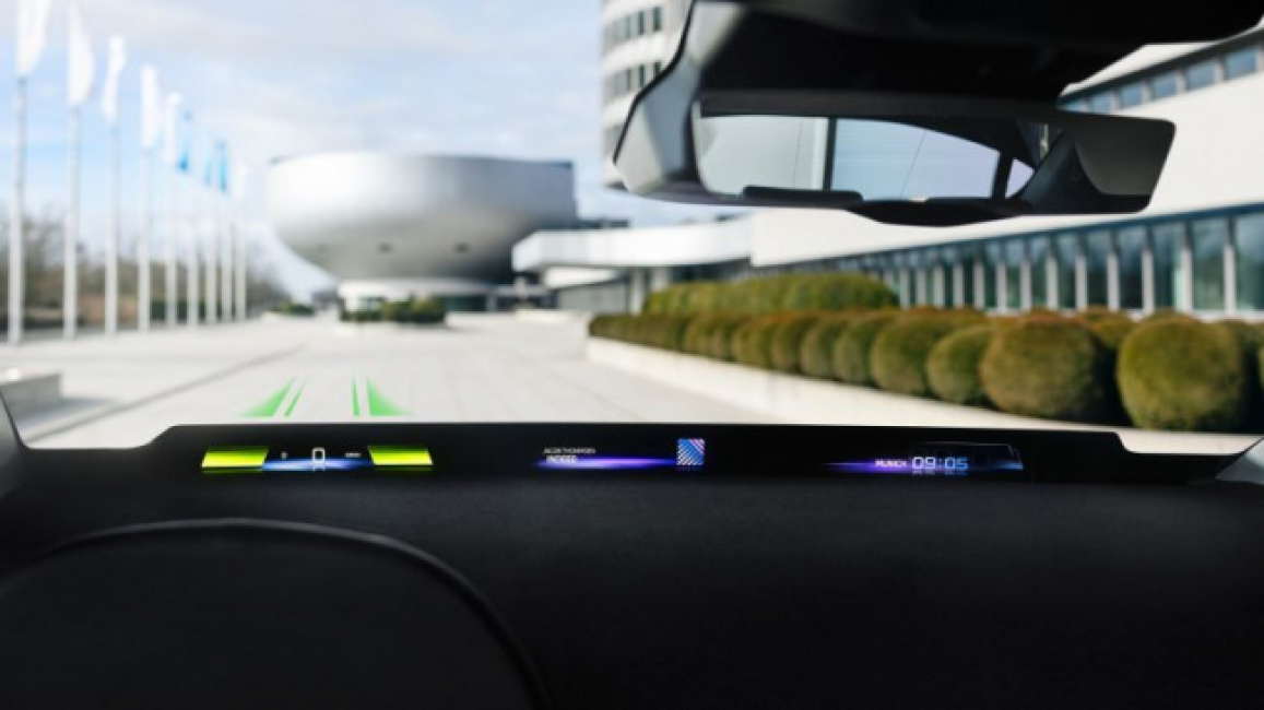 BMW Neue Klasse panoramic display