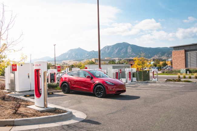 Tesla Supercharging times have reduced by one-third in just five years