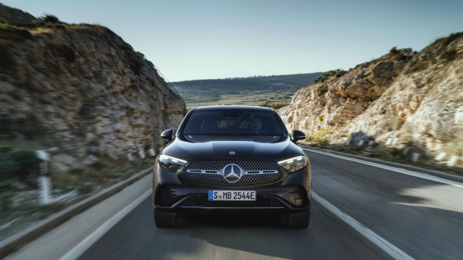 mercedes-benz unveils the all-new glc coupe with hybrid powertrains