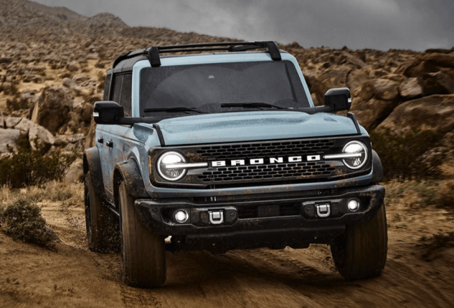 bronco, recalls, ford issues 2023 bronco ‘do not deliver-do not drive’ order
