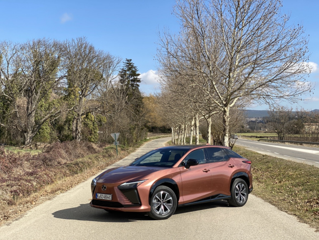 Review: 2023 Lexus RZ 450e tests the electric waters