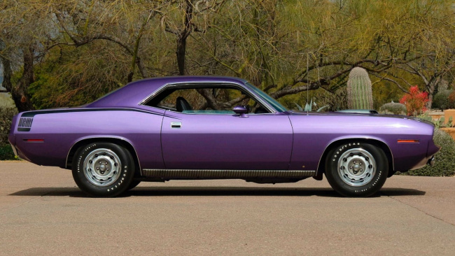 handpicked, muscle, american, news, newsletter, sports, classic, client, modern classic, europe, features, luxury, trucks, celebrity, off-road, exotic, asian, italian, mecum’s glendale auction is selling a super rare hemi ’cuda