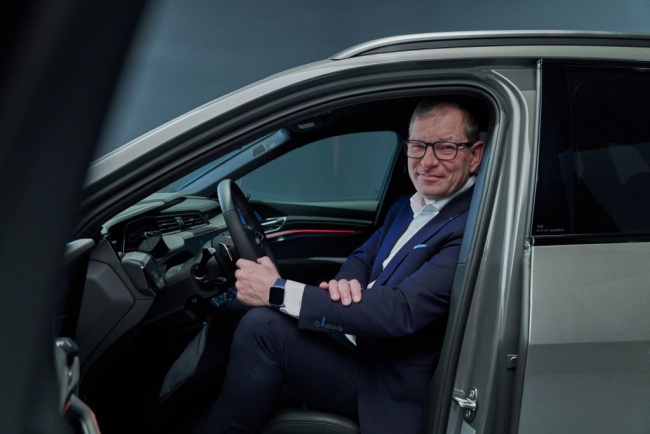 autos audi, audi ceo seeks to catch up in china in test of germany’s grit