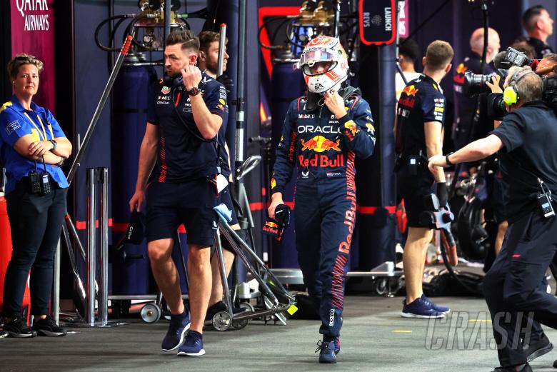 f1 championship leader max verstappen suffers shock q2 exit after engine drama