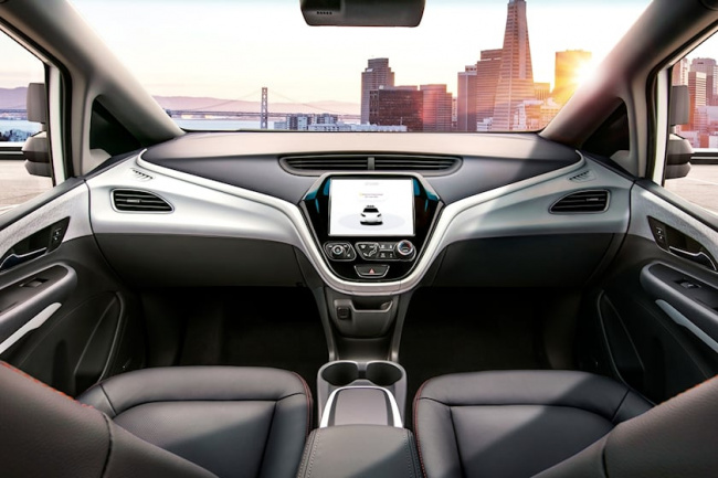 technology, government, gm wants the feds to ease self-driving regulations