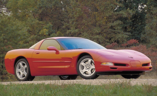 chevrolet, corvette, sports cars, what year is the c5 corvette?