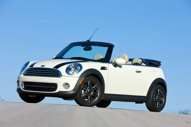 maintenance, mini, mini cooper, are mini coopers expensive to maintain, and what are the maintenance costs?