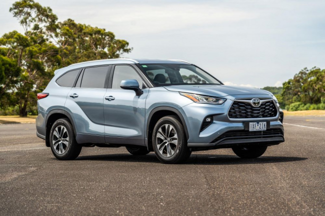 2023 toyota kluger price and specs: range-wide price hike