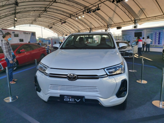 autos toyota, toyota and cjpt partners to showcase new energy vehicles in thailand