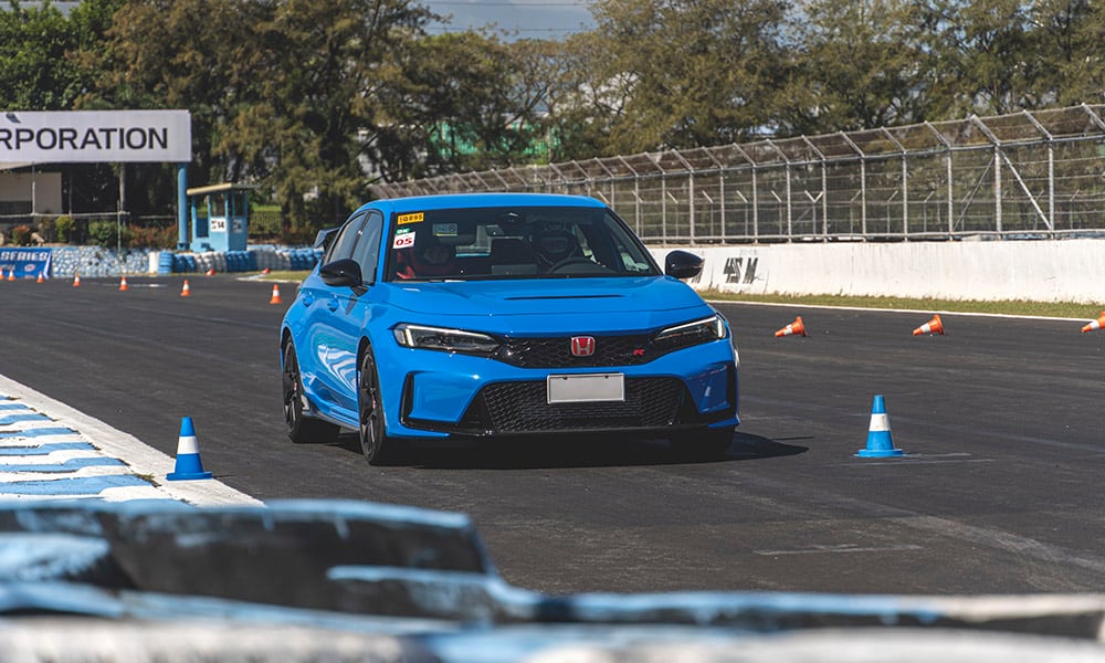the civic type r awakened the honda fanboy in me on my first proper track day