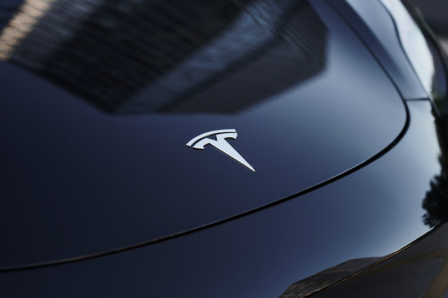 Tesla Autopilot not active in fatal Model S crash in 2022: report