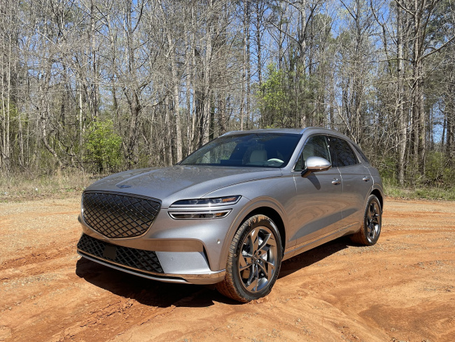 electric, genesis, gv70, the electrified genesis gv70 is a force to be reckoned with