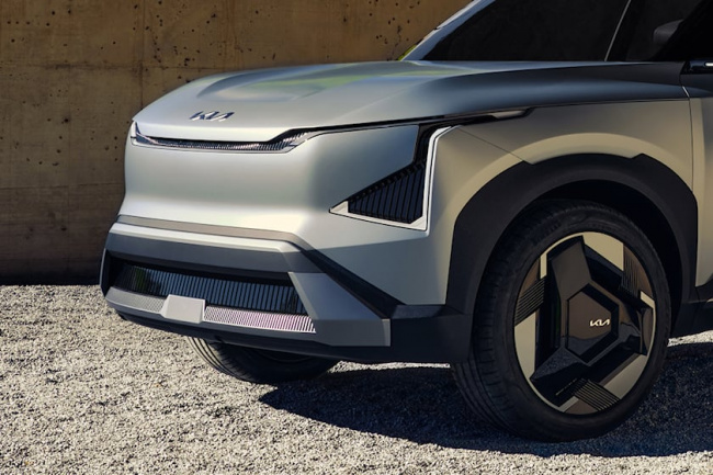 reveal, electric vehicles, the kia ev5 concept is yet another ev we can't wait for