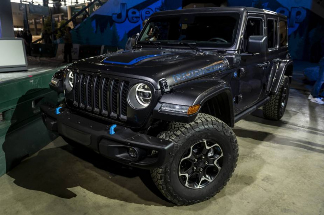 jeep, wrangler, jeep wrangler engines: which is best?