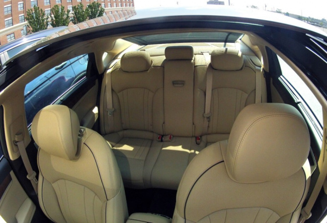 car features, interior, panoramic sunroofs are great features until they’re not: pros and cons