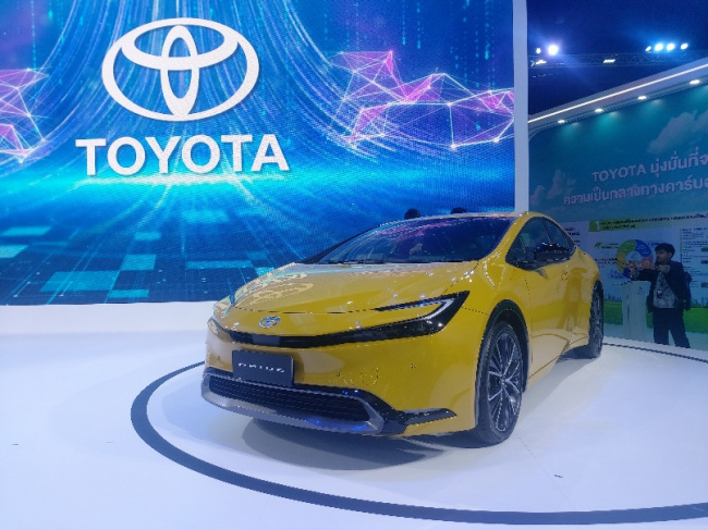 autos toyota, toyota thailand on hybrid offensive: 4 new hevs to roll out in 2023