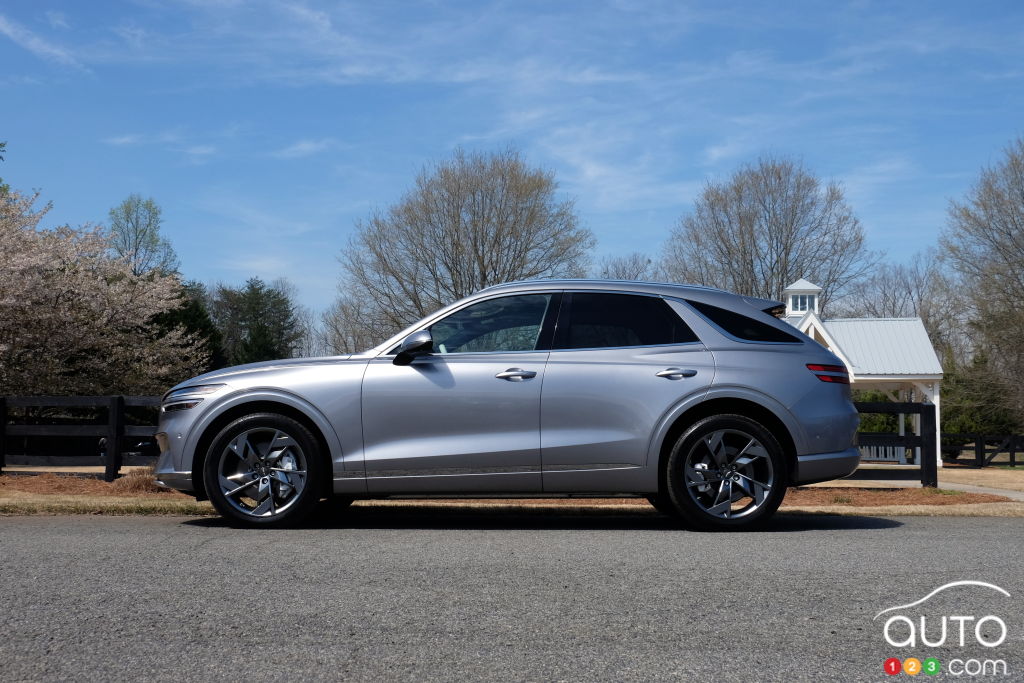 2023 genesis electrified gv70 first drive: great expectations