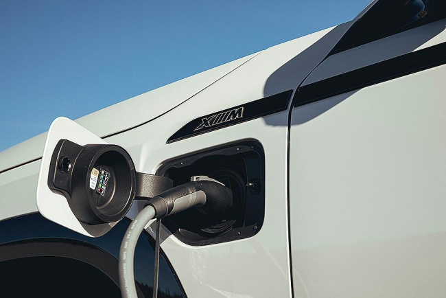 car news, europe looks to allow e-fuel in new cars after 2035