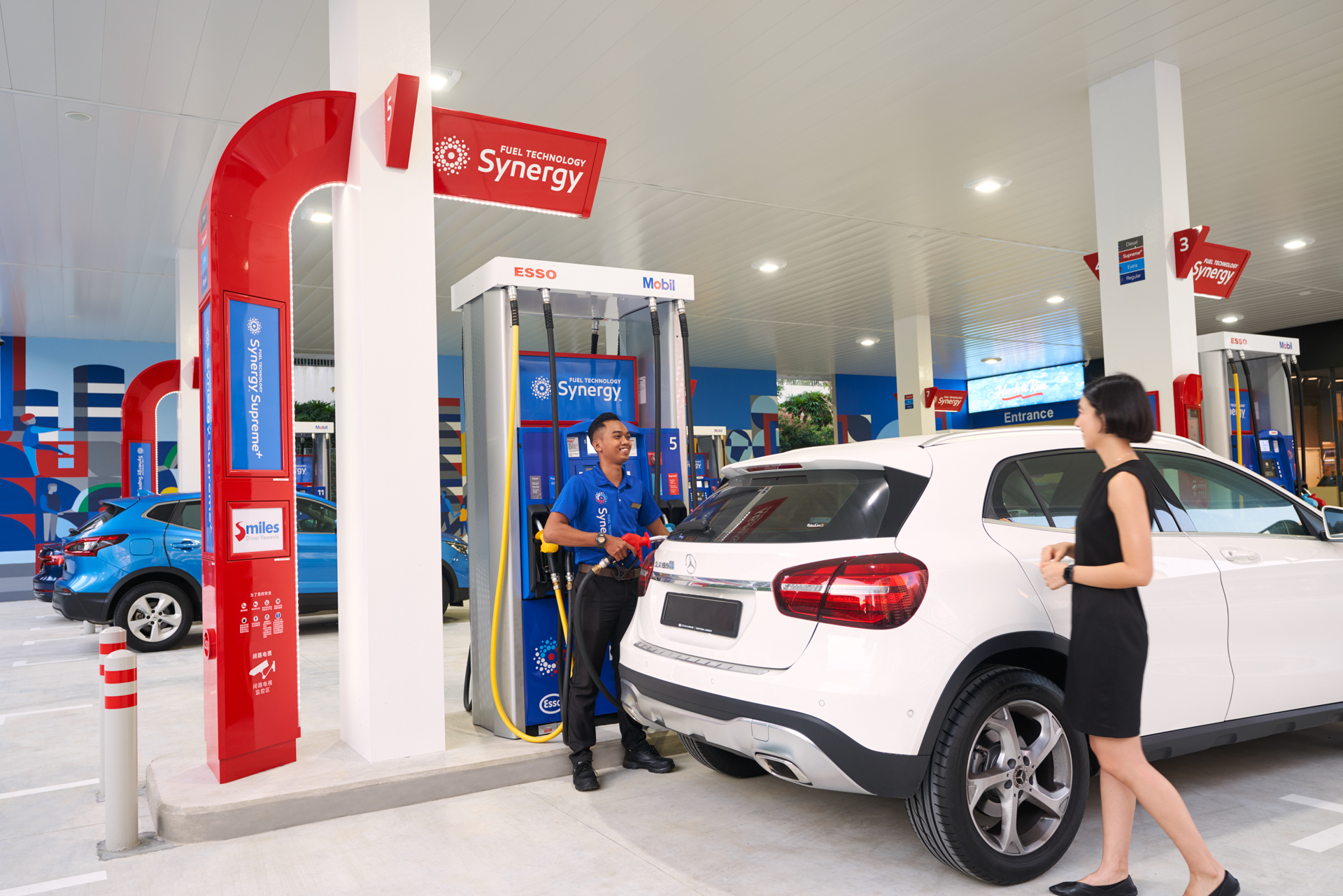 here's how to save money the next time you pump your petrol!