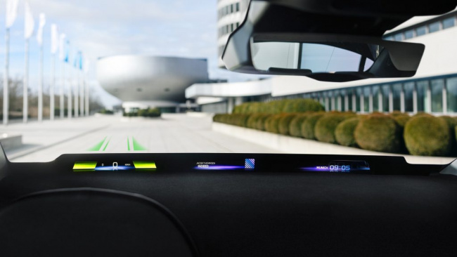 bmw releases details about panoramic vision hud for electric neue klasse lineup