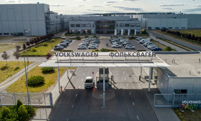 , volkswagen’s russia pull out hits legal roadblock - report