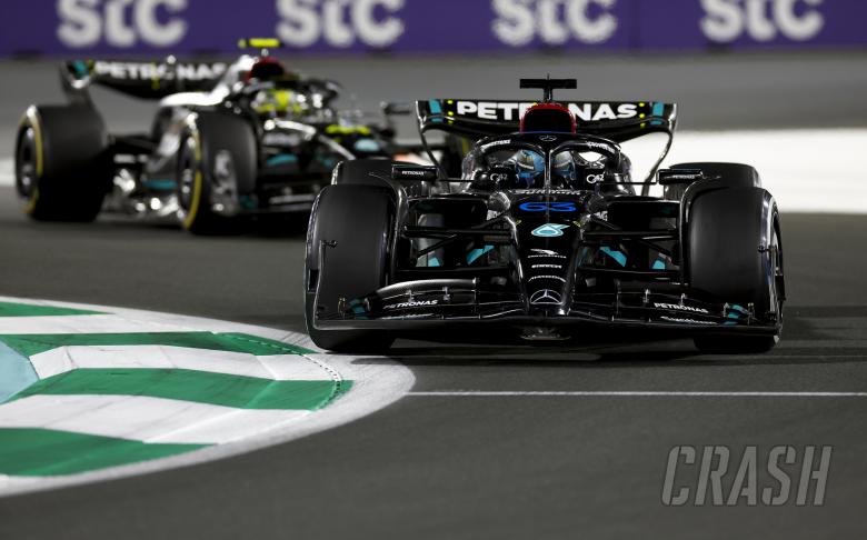 why mercedes did not use team orders in george russell's battle with lewis hamilton at f1 saudi arabian gp